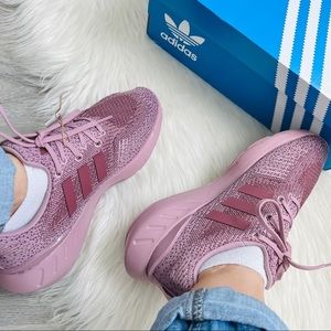 NWT Adidas Swift Run 22 Women’s Shoes